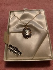 Carved Shell Cameo for the best dressed Bisque Porcelain Doll 12k gf NOS