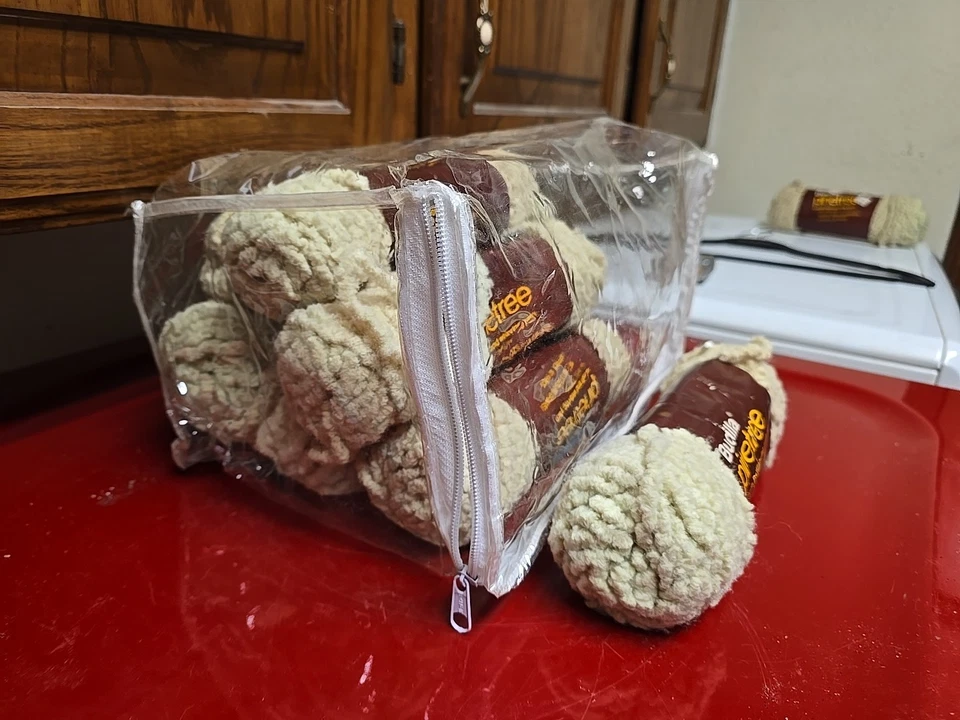 Antigo Bucilla Pinetree Tecelagem Artesanal Fio Vectra Olefina Grosso LOTE 7 Creme Raro  - Imagem 2 de 4