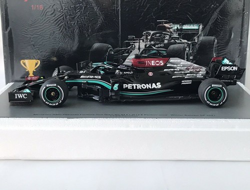 MERCEDES F1 W12E WINNER GP 1ST Bahrain 2021 HAMILTON 1:18 18S576 SPARKMODEL - Picture 2 of 2