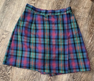 VTG Y2K  Vintage Preppy Plaid East 62 East Women s size 9/10 Skort