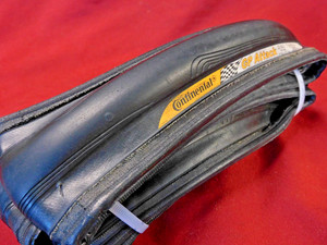 1 Continental GP Attack 700C x 22 mm Folding Clincher Front Tire Only 200 grams