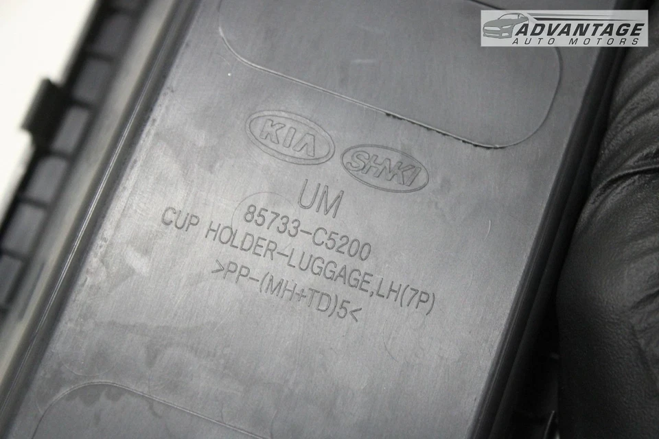 KIA SORENTO 2016-2018 MALETERO TRASERO IZQUIERDO CUARTO PANEL PORTAVASOS DOBLE OEM Foto 4 de 4