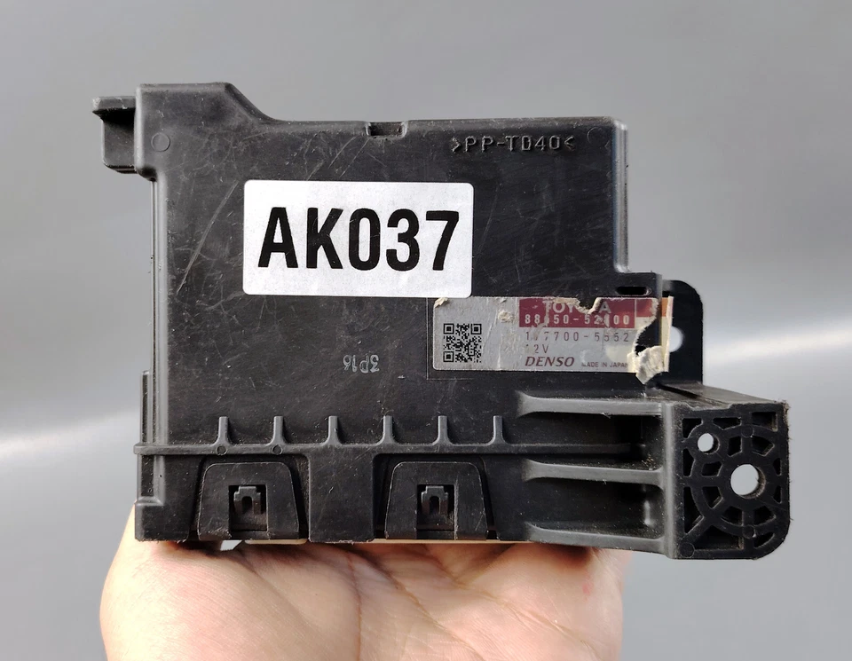 TOYOTA PRIUS C 1.5 2012 2015 MÓDULO DE CONTROL AMPLIFICADOR DE TEMPERATURA AC 88650 52800 Foto 2 de 4