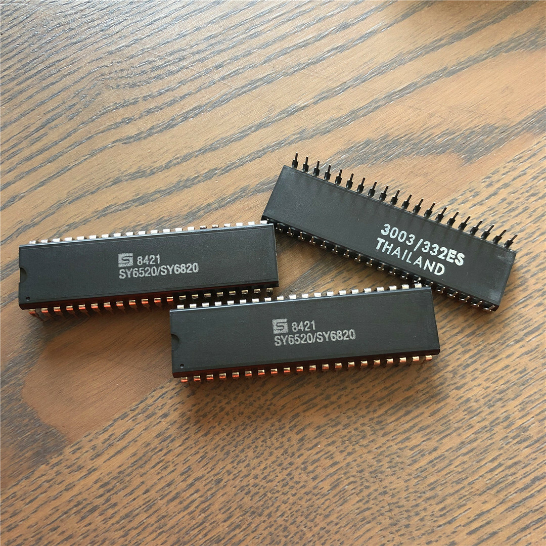 1 Puce IC R6520P R6520 6520P DIP-40 - Composant Électronique