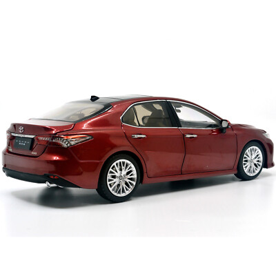 1:18 Scale Toyota Camry 2018 Red Diecast Model Car Hobby Toy Kid