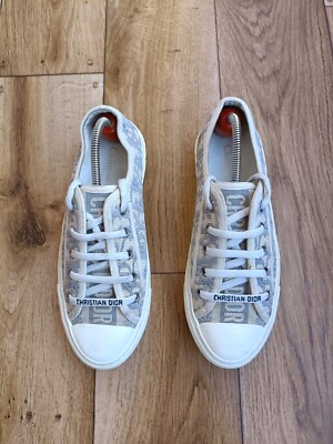 CHRISTIAN DIOR  WALK'N' JADIOR  SIZE 37 EU, 6.5 US, 4.5 UK