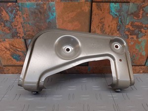 Halterung für linken Kotflügel BMW X7 G07 – nur 4 km!