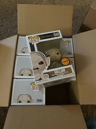 Funko Pop! The Lord of the Rings - Gollum (w/ Fish) (Chase) #532 (5 normal)