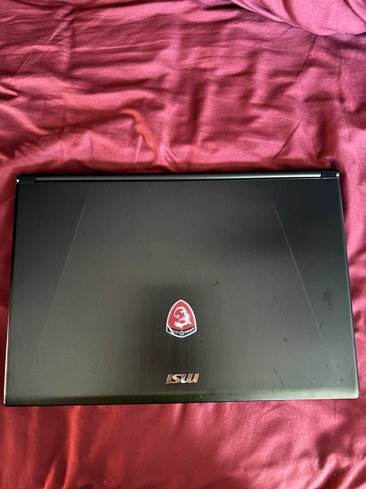USED MSI GS60 GHOST PRO LAPTOP VERY GOOD CONDITION, ORIGINAL BOX, CHARGER - Image 2 of 4