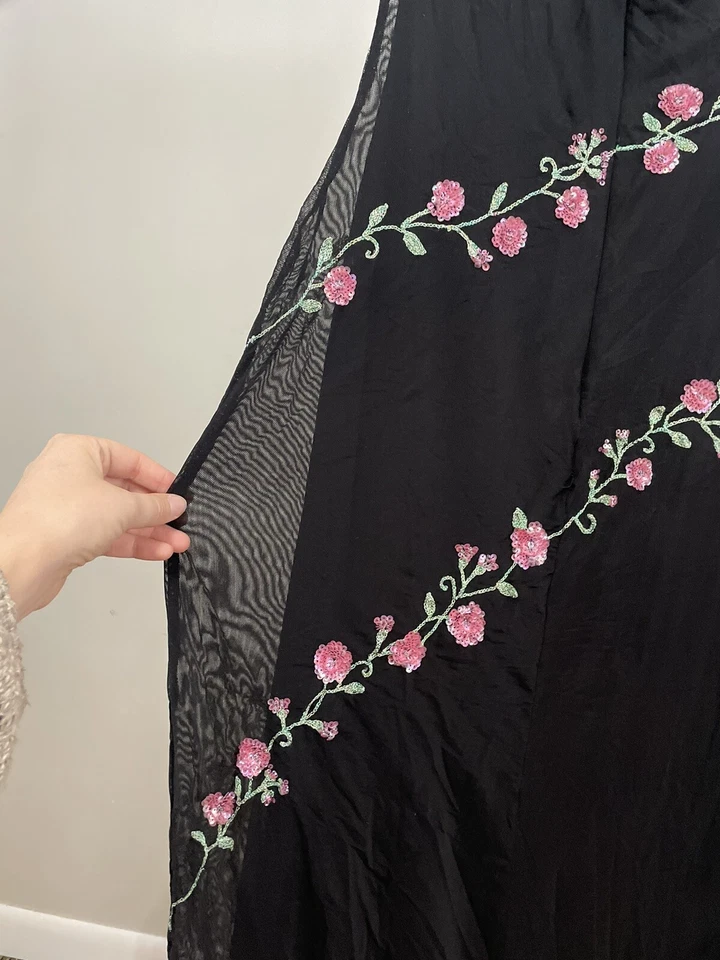 Vestido Fairycore Y2K 6 Preto Rosa Floral Frisado Fada Vintage Whimsigoth Formal - Imagem 4 de 4