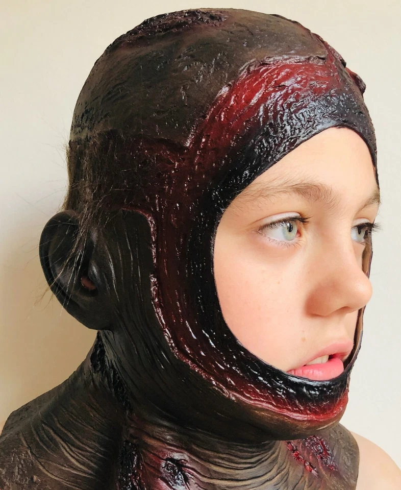 Kinder Jason Voorhees Blutig Kapuze Maske Latex 13. Halloween Zubehör 5-9 Jahre - Bild 2 von 4