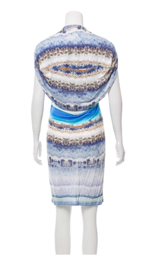 ALEXANDER MCQUEEN ALEXANDER MCCHEEN STAMPA AGATA TAGLIO BASSO CON ABITO MANTELLO DRAPPEGGIATO SUL RETRO. Taglia S.