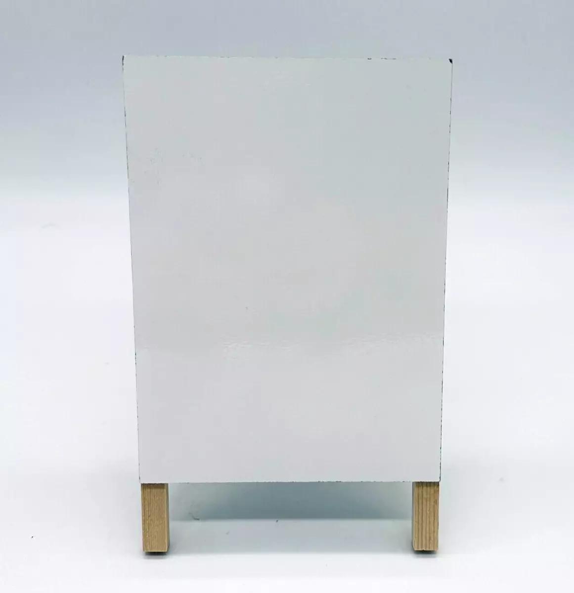 Small outlet tabletop whiteboard