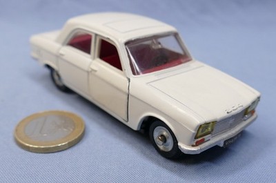 ATLAS 1:43 DINKY Toys 1428 PEUGEOT 304 Diecast Models Collection Limited Edition EUR 20,50 ATLAS 1:43 DINKY Toys 1428 PEUGEOT 304 Diecast Models Collection Limited Edition EUR 20,50