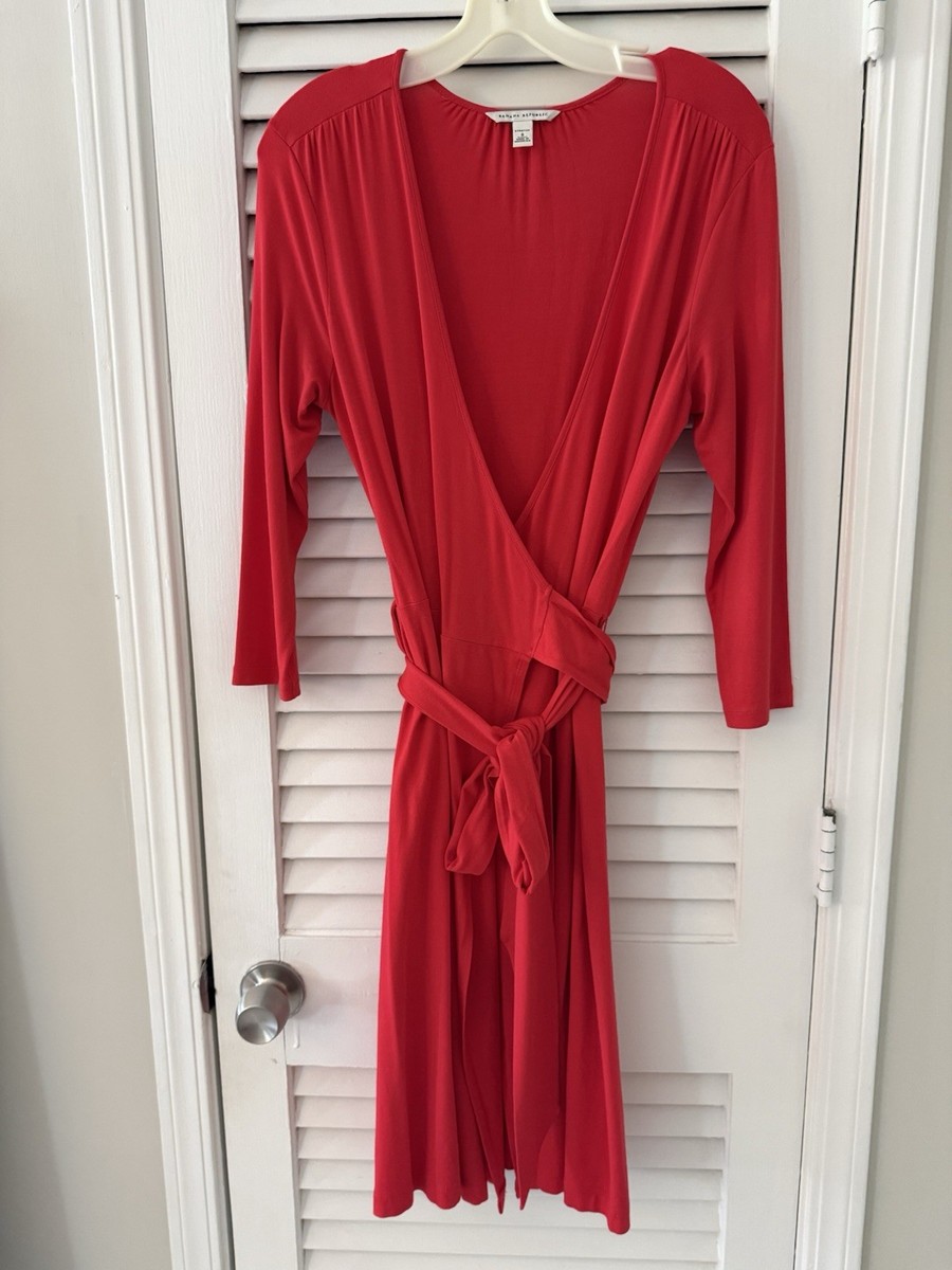 strapless open back dress Banana Republic Floral Red Dress Size 0 – ReThreads.shop main image 0