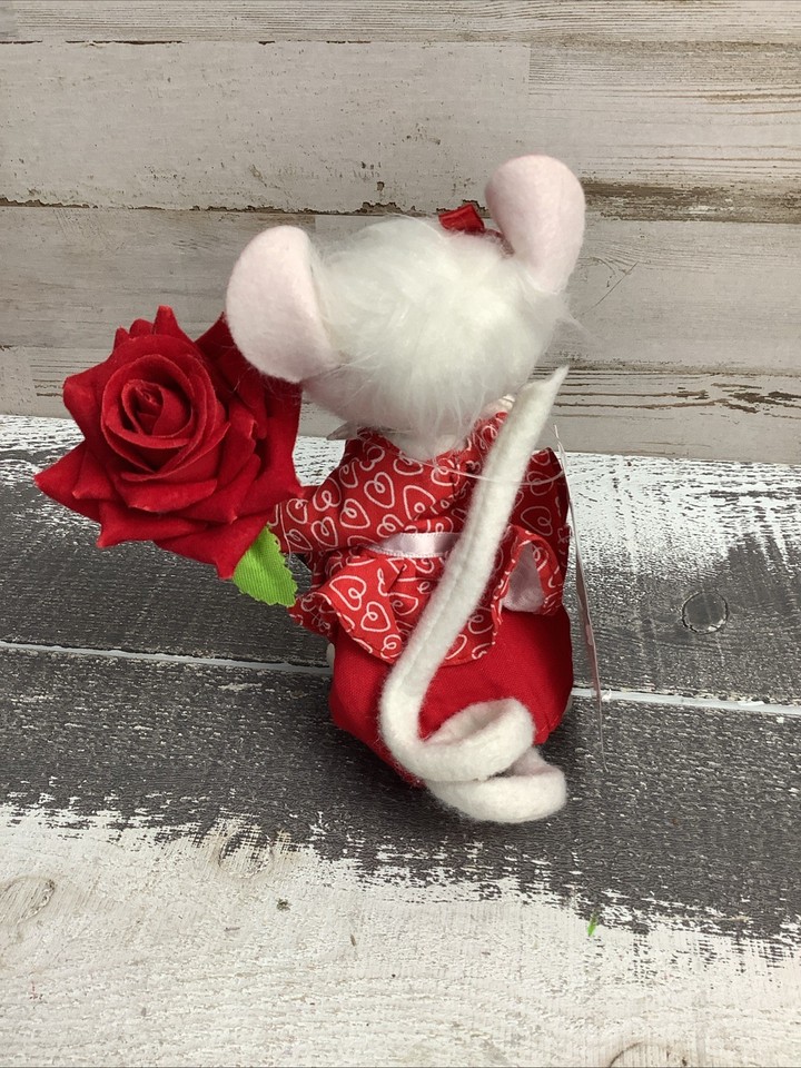 Annalee Valentine Girl Mouse with Rose 6in | eBay