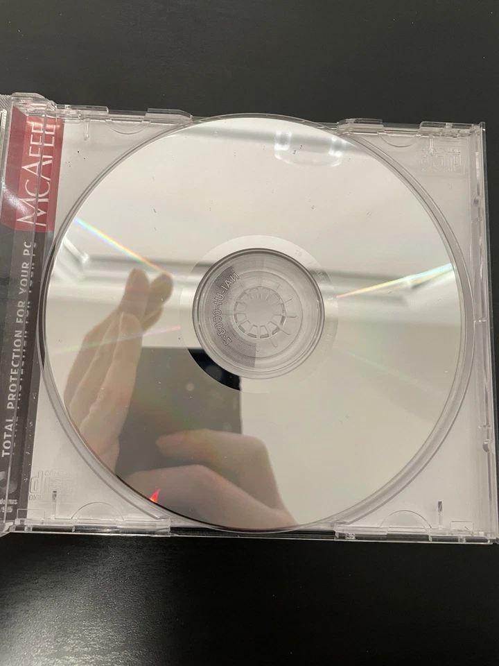 McAfee Uninstaller CD Cleans Windows Automatically 95 / 98 PC Computer Software - Image 3 of 4