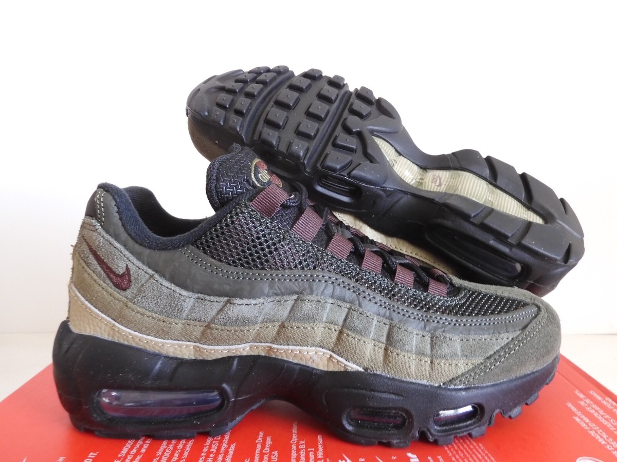 Nike Air Max 95 Black-Earth-Sequoia Green Mens Sz 5 / Womens Sz