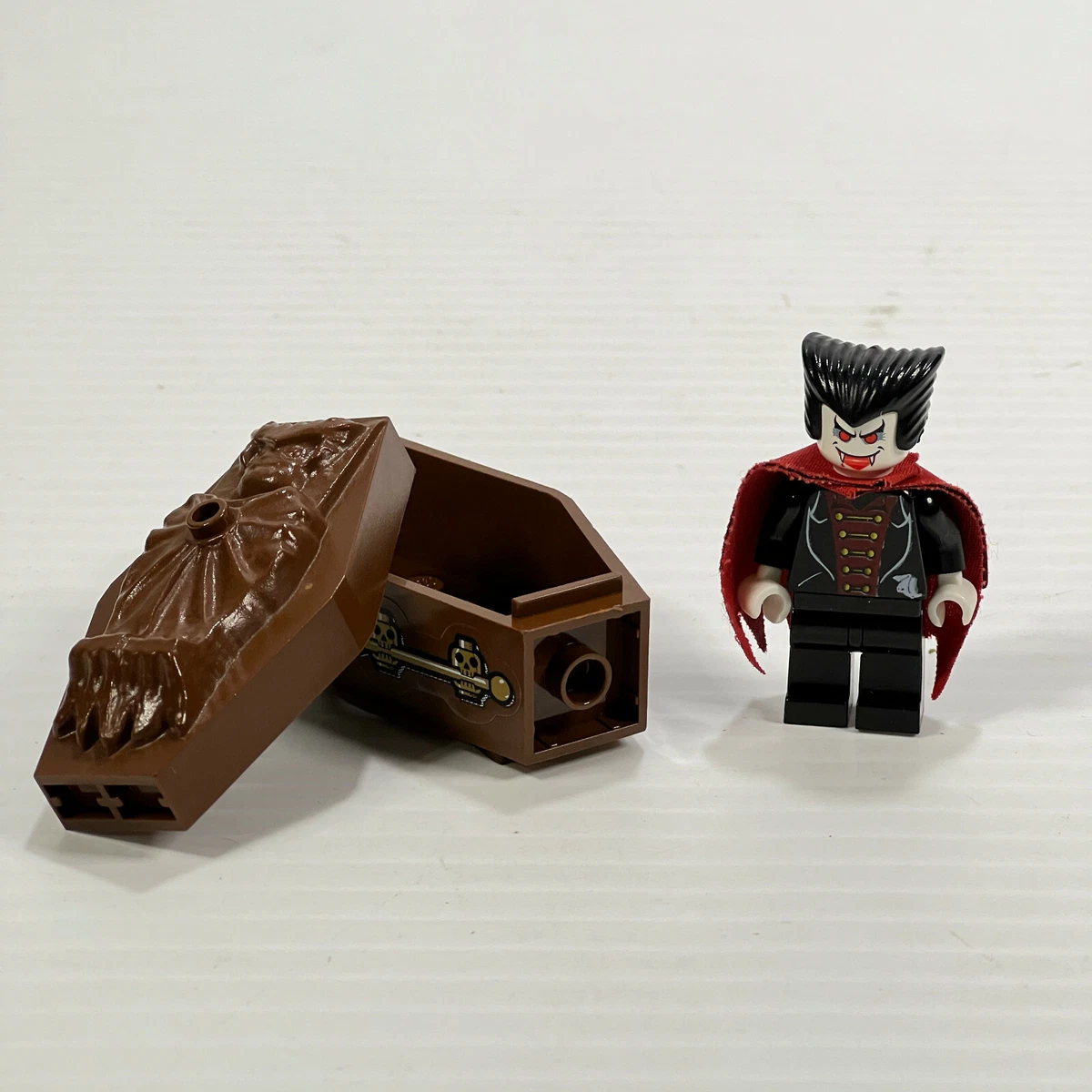 Humoristisk er mere end forord Lego Studios Scary Laboratory Vampire&#039;s Crypt Dracula w/Coffin  Minifigure #1381 | eBay