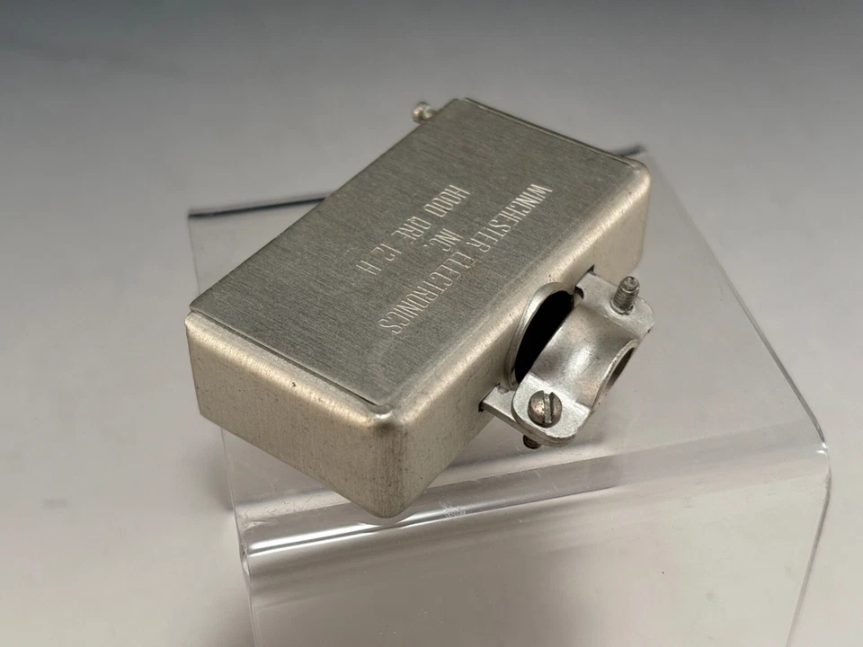 Новый из старых запасов редкий винтажный электронный разъем вытяжки Winchester QRE 12 H - Изображение 2 из 4