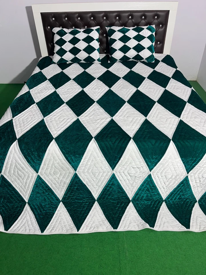 Checked Pattern Handmade Quilt Velvet Bedspread Comforter Bedding Quilt - Image 3 of 4