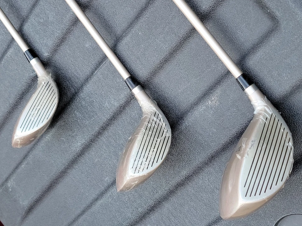 NEW! Wilson Ladies ProStaff Tour Ti. Matrix Woods Set (1, 3, 5) Graphite Shafts - Image 4 of 4