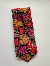 Dino Orsini VTG men's neck tie Sophisticated Floral polyester. Made in USA