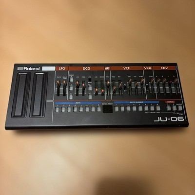 Roland JU-06 Boutique Analog Modeling Synth 25 Keys MIDI USB Working Japan