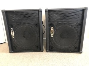 kustom powered speakers