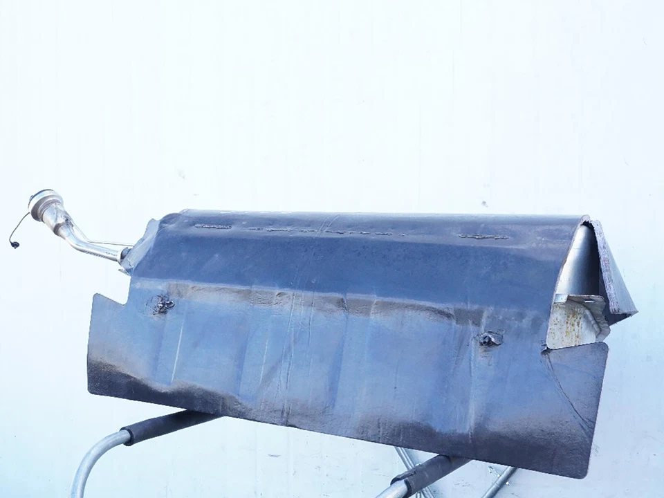 1999 - 2000 Mercedes Benz Slk Class R170 Slk230 Fuel Tank Reservoir Assembly Oem Foto 2 de 4