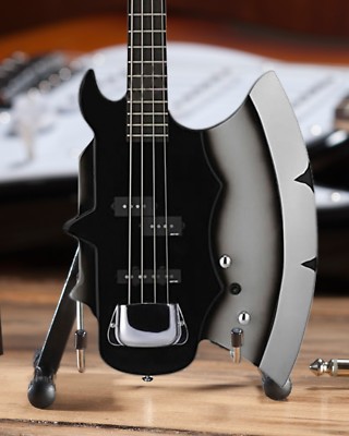 KISS Collectible Gene Simmons AXE Bass Guitar Replica 1:4 Scale
