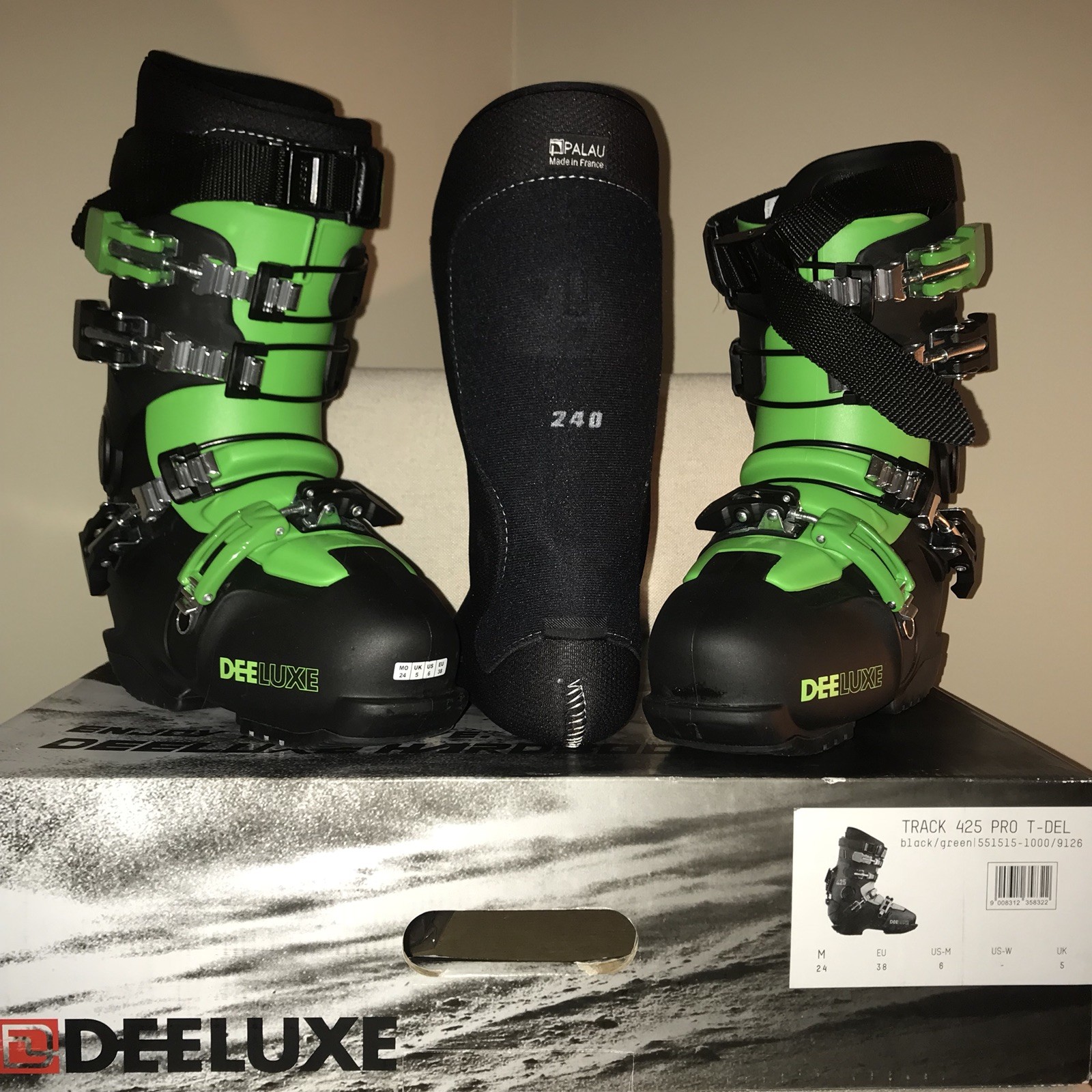 carving snowboard boots