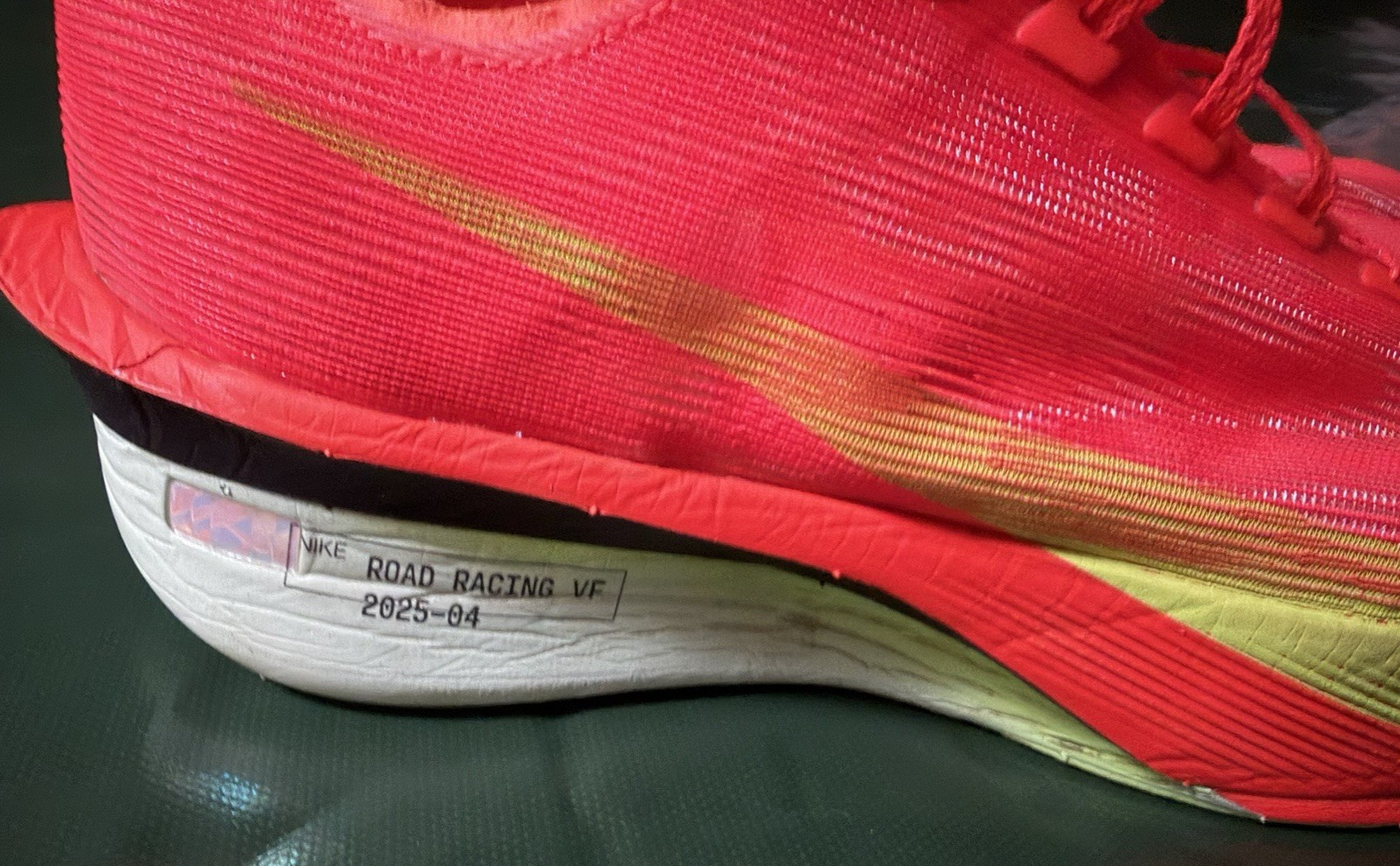 Nike Zoom X Vapor fly Next HF6414-600 Pre-Owned Good Size US 10 image 2