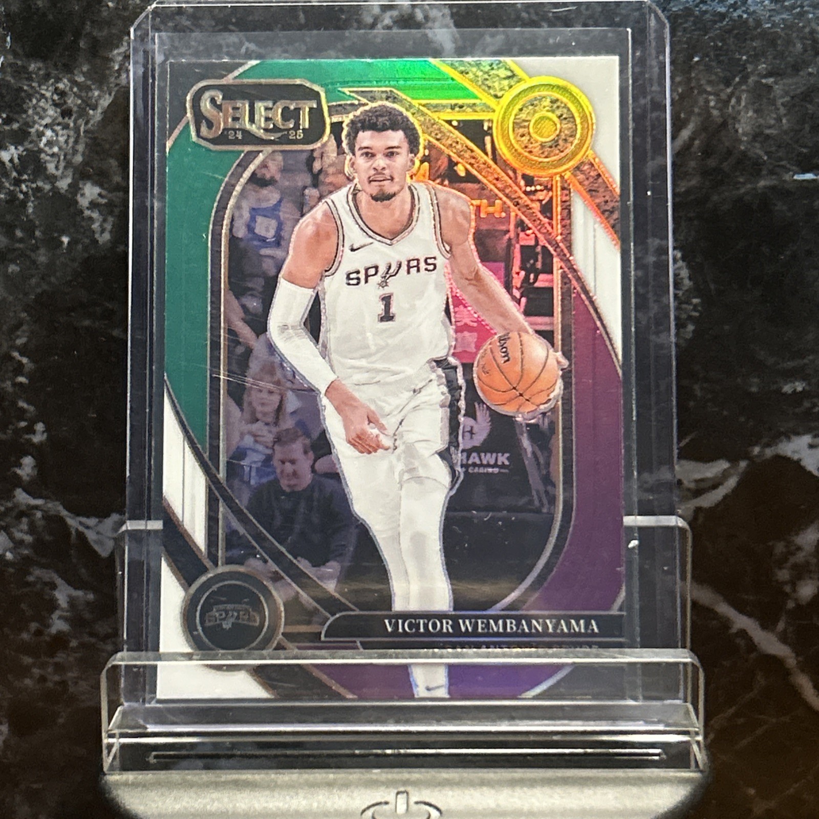 2024-25 Panini Select Courtside Green White Purple Prizm Victor Wembanyama #229