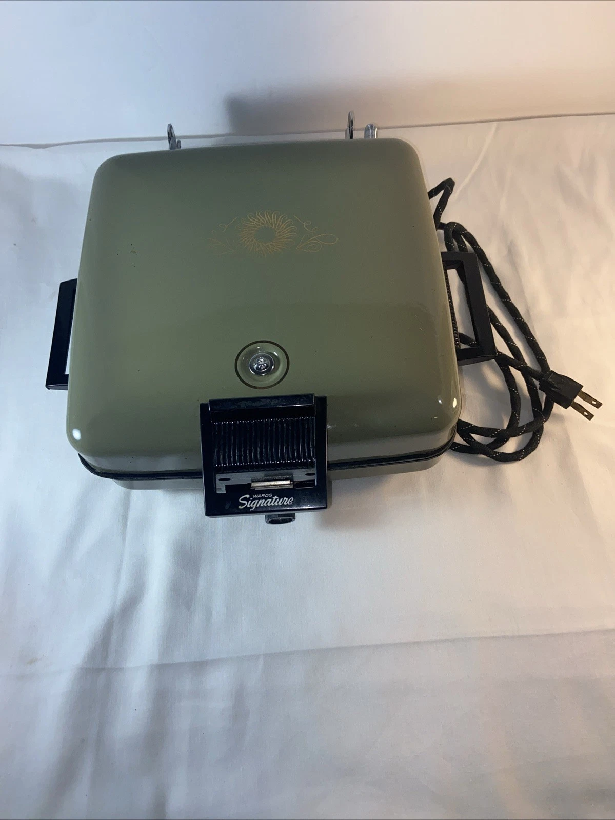 Vintage Wards Avocado Green Waffle Maker & Grill & Press Removable Plates Works