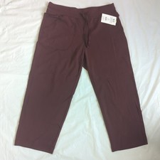 Athletic Works Women's Deep Red Chianti Core Knit Capri Pants Size M 8-10 NEW