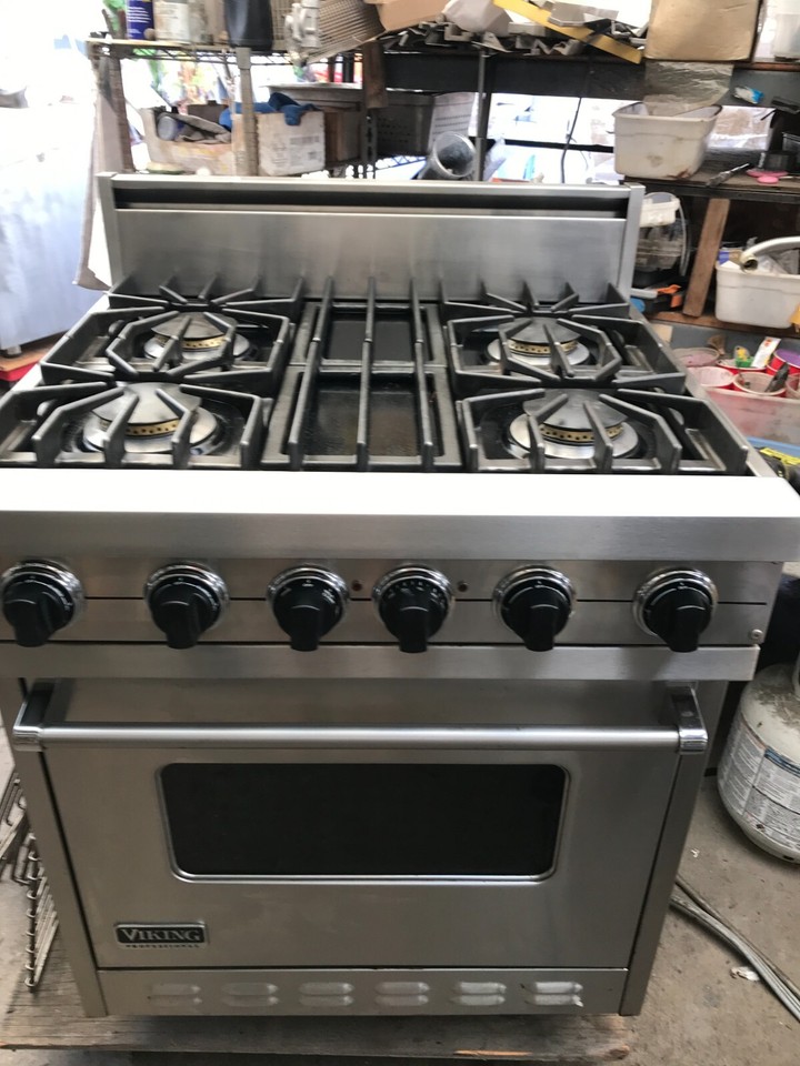 VIKING VGIC3054BSS 30" PRO All Gas Range Oven 4 Burner Stainless