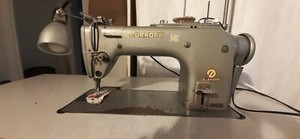 Dürkopp Nähmaschine mit Motor und Starkstromanschluss