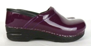 dansko clogs size 34