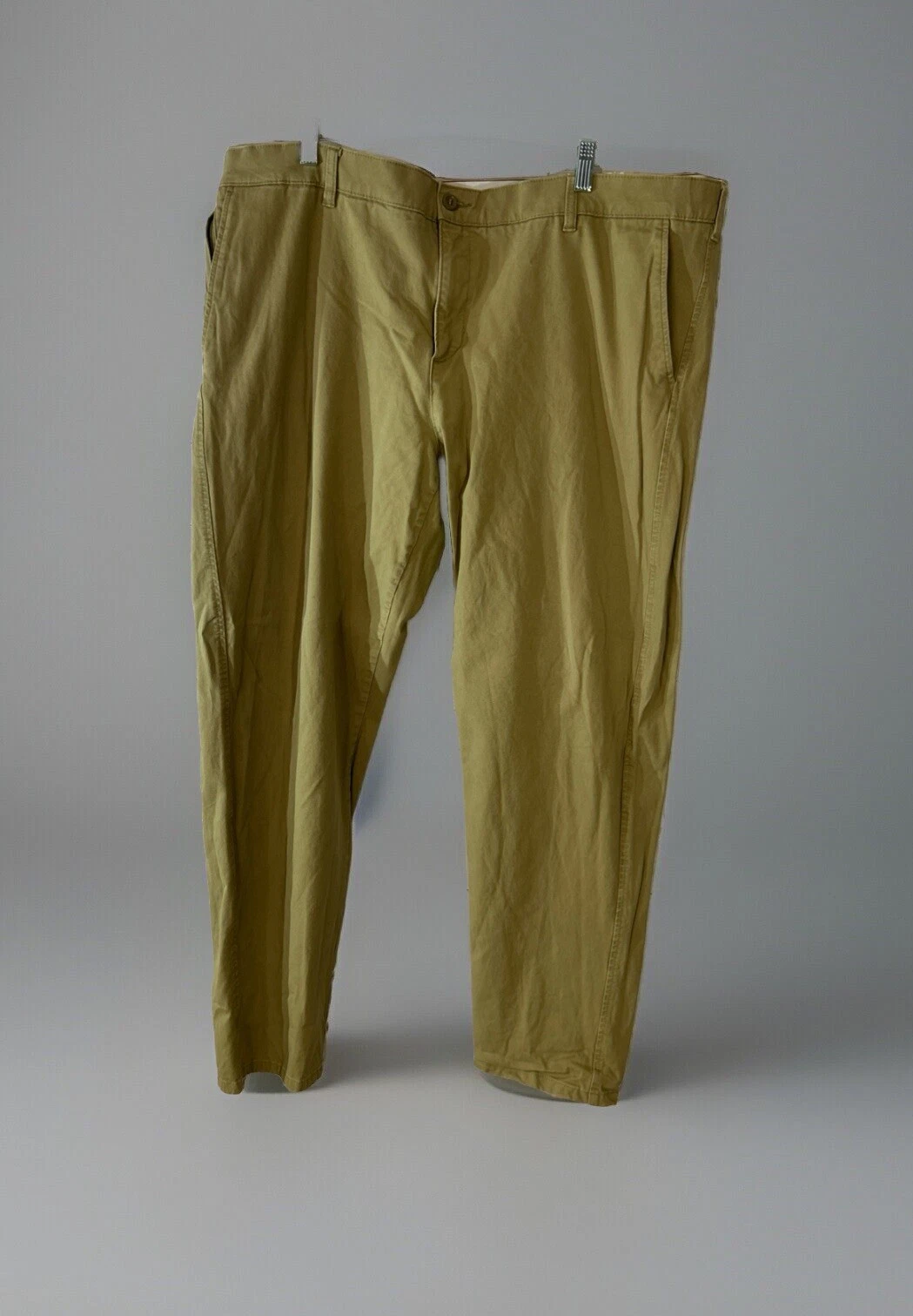Dockers Mens Cargo Beige Pants Size 44 X 32 Smart 360 Flex fit waterless