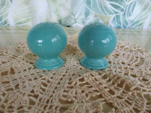 Homer Laughlin Fiesta Post ‘86 Turquoise Ball Salt and Pepper
