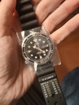 Citizen Promaster NY0040-09E Divers 200M Automatik