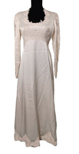 Vintage 60s MAURER Original Wedding Gown Ivory Train Dress Queen Anne Lace