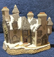 DAVID WINTER 1988 vintage village Cottage A Christmas In Scotland & Hogmanay