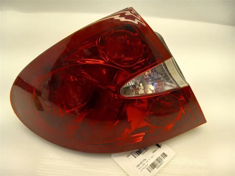Luz trasera izquierda conductor 05-09 Buick Allure 25918362 Foto 2 de 4