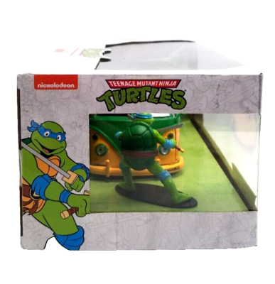 Jada TMNT Leonardo and 1962 Volkswagen Bus Teenage Mutant Ninja