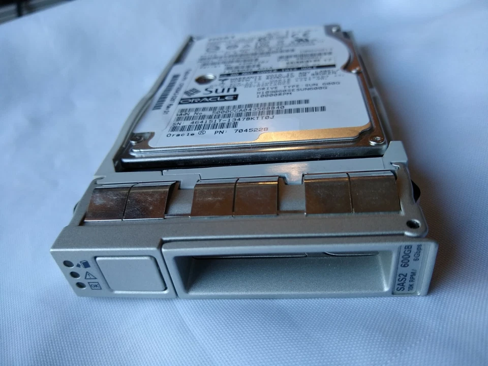 Oracle Sun SELX3F11Z for M4000 M5000 600GB 10K RPM SAS Disk Assembly Warranty - Image 2 of 4