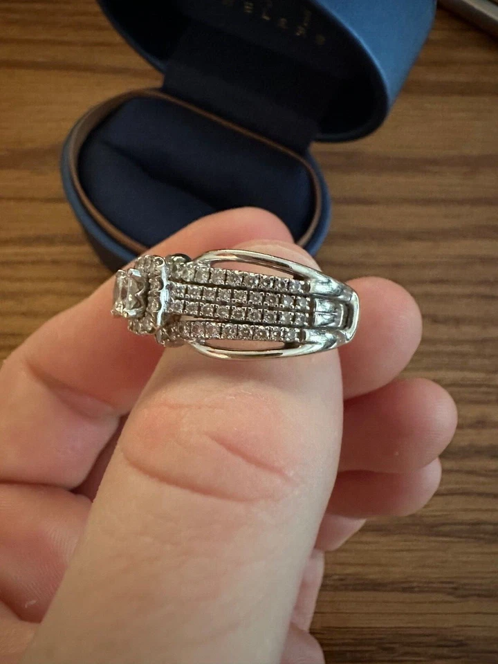 El anillo de diamantes LEO + potenciador conjunto de boda 1,76 quilates TW, oro blanco de 14k Foto 4 de 4