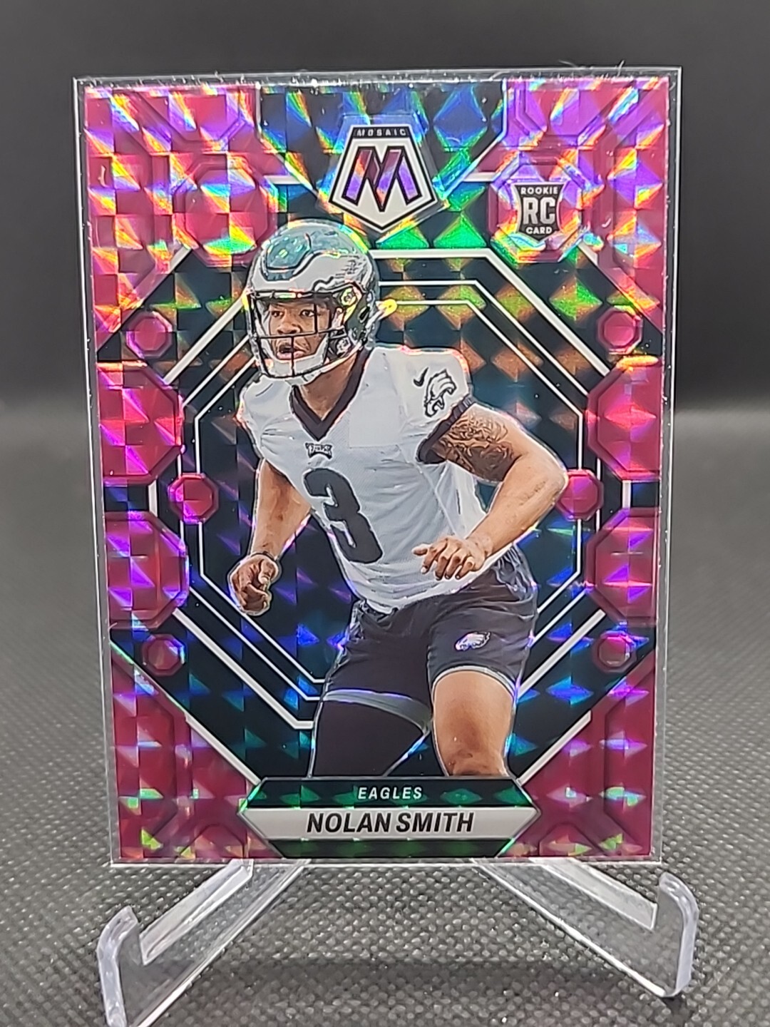 2023 Panini Mosaic - Rookies Camo Pink Mosaic Prizm #353 Nolan Smith (RC)