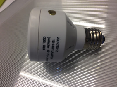 Adapter für PL Lampen G23 G24 Dulux S D D/E auf E27 Gewinde 15 - 18W 